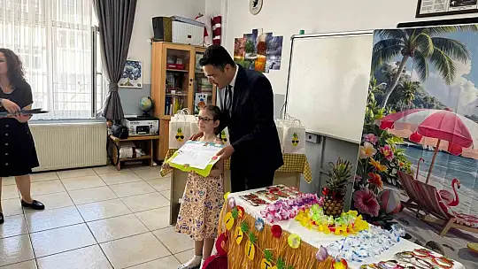 Alaplı'da 7 bin 200 öğrenci karne aldı