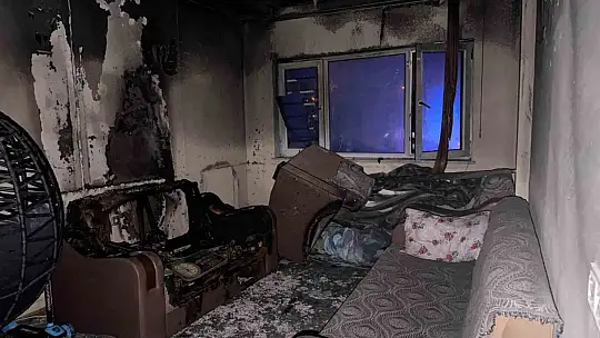 Alaplı'da bir evde çıkan yangında oda zarar gördü