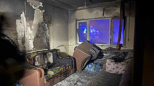 Alaplı'da bir evde çıkan yangında oda zarar gördü