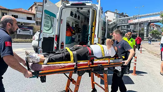 Alaplı'da motosiklet kazası: 1 kişi yaralandı