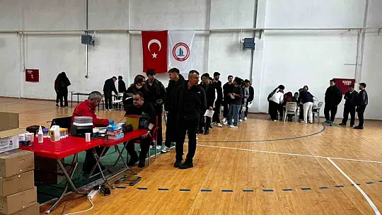 Alaplı MYO'da kan bağışı kampanyası büyük İlgi gördü