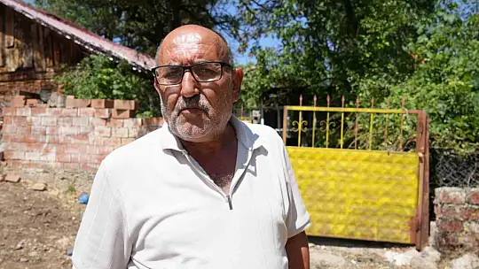 Alevlere teslim olan ev küle döndü