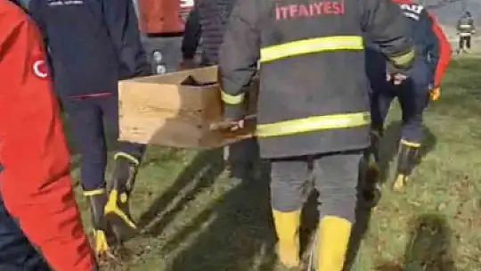 Alevlere teslim olan evde yanarak hayatını kaybetti