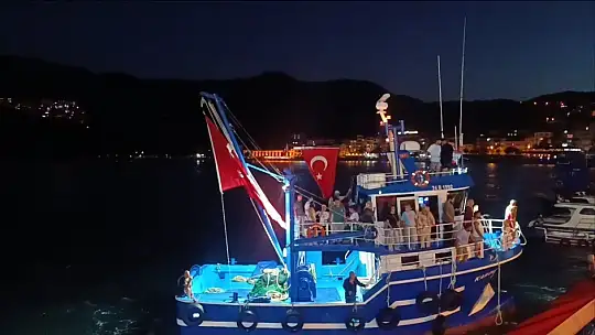 Amasra'da balıkçılar 'Vira Bismillah' dedi: Yeni av sezonu başladı