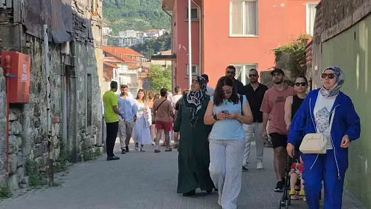 Amasra'da hafta sonu yoğunluğu