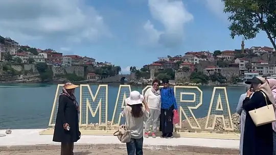 Amasra'ya ışıklı tabela