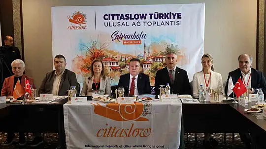 Antalya BB Başkanı Muhittin Böcek başkanlığında, Safranbolu'da Cittaslow Ulusal Ağ toplantısı gerçekleştirildi