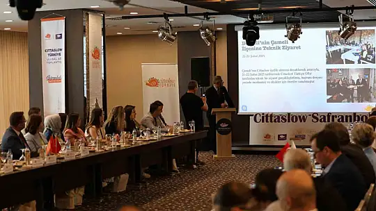 Antalya BB Başkanı Muhittin Böcek başkanlığında, Safranbolu'da Cittaslow Ulusal Ağ toplantısı gerçekleştirildi