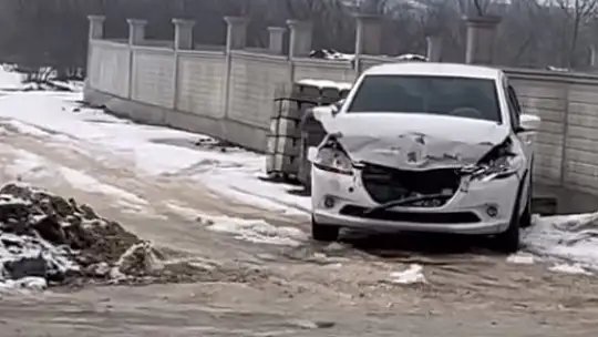 Araç muayene istasyonunda kaza: 3 araç hasar gördü