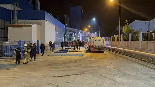Araç yedek parça fabrikasında yangın