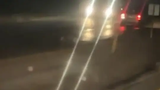 Aracıyla ters şeritte ilerleyen sürücü tehlike oluşturdu