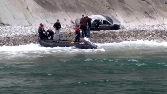 Cesedi uçurumda bulundu