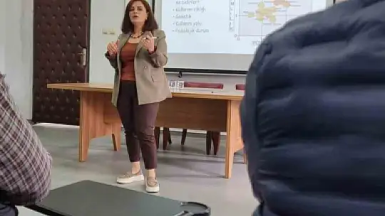 Bağımlılıkla mücadele eğitimi verildi