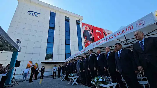 Bakan Işıkhan Zonguldak'ta yeni SGK binasını açtı: 122 milyon liralık yatırım