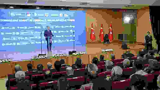 Bakan Kacır: 'NATO Zirvesi'nde Türkiye'nin gücü bir kez daha görüldü'