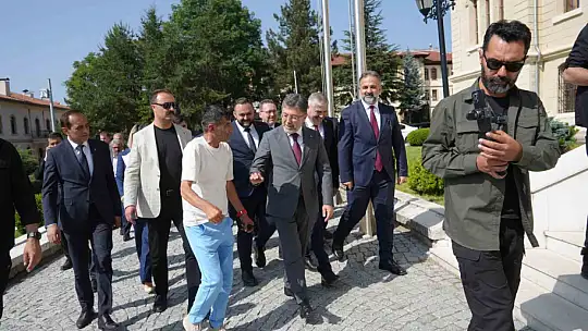 Bakan Yumaklı: 'Ormanlık alanlarda lütfen ateş yakmayalım'