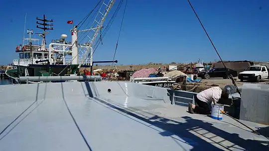 Balıkçılar yeni sezon için hazırlıklarını tamamladı