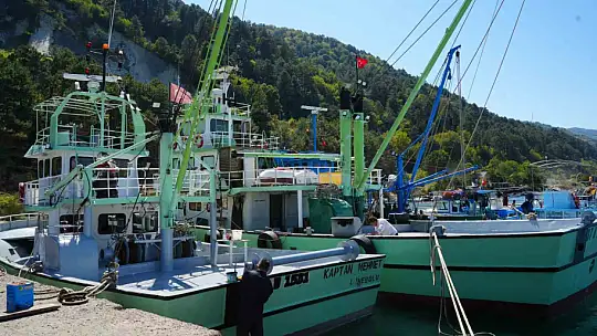 Balıkçılar yeni sezon için hazırlıklarını tamamladı