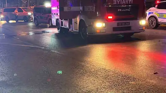 Balıkesir'de motosikletle otomobil kaza yaptı 1ölü, 1 yaralı
