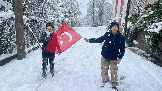 Bartın'da kar kalınlığı 1 metreyi aştı