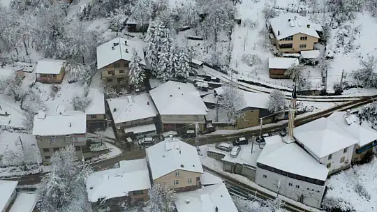 Bartın'da kar kalınlığı 1 metreyi aştı