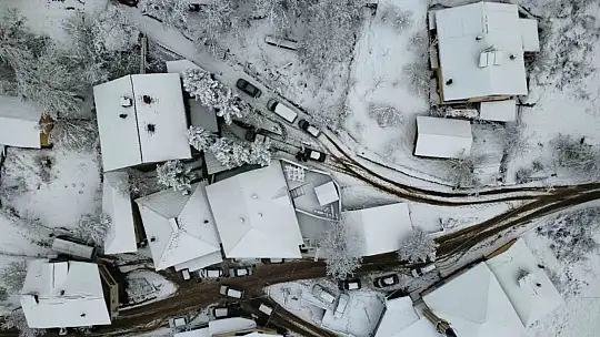 Bartın'da kar kalınlığı 1 metreyi aştı