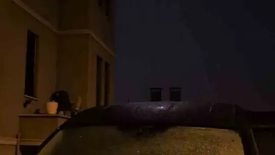 Bartın'da sıcaklık 4 dereceye kadar düştü araç camları buz tuttu