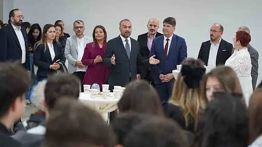 BARÜ'de Dünya Sanat Günü çeşitli etkinliklerle kutlandı