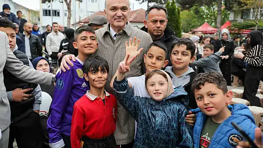 Başkan Özlü, '5 yılın sonunda 100 projemizi yapmış olacağız'