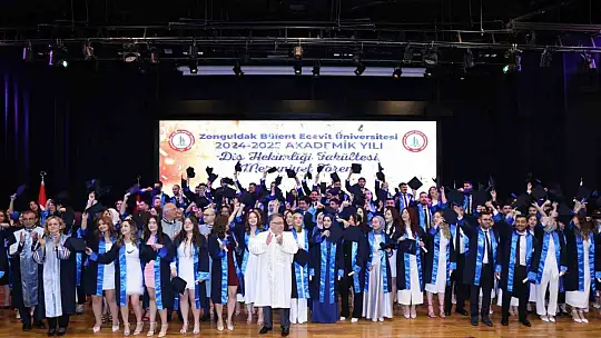 BEUN diş hekimlerini coşku ve gururla geleceğe uğurladı