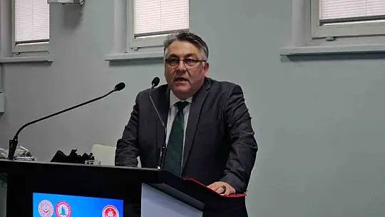 BEUN Tazelenme Üniversitesi'nde mezuniyet sevinci