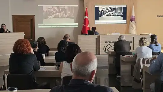 Bıçaklı saldırıda öldürülen arkeolog Sinan Sertel sempozyumda unutulmadı