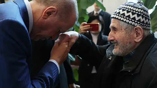 Bir asırlık ömre tanıklık eden Yılmaz'dan, Erdoğan'a anlamlı sözler: