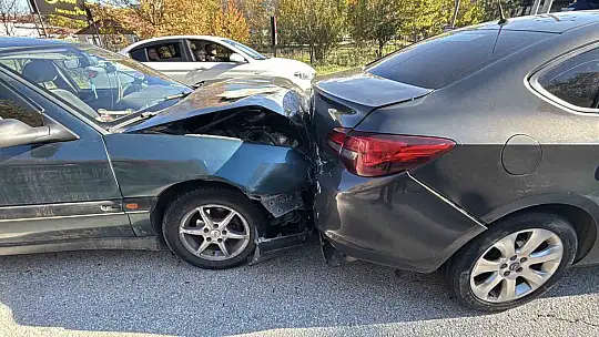 Bolu-Abant yolunda zincirleme kaza: 3 yaralı