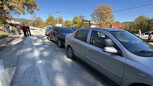 Bolu-Abant yolunda zincirleme kaza: 3 yaralı