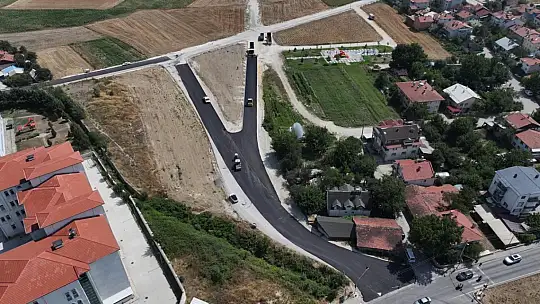 Bolu Belediyesi ekipleri şehrin dört bir yanında çalışıyor
