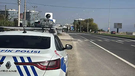 Bolu'da 'Trafiradar' affetmiyor: Hız sınırını aşan sürücülere 2 bin liradan 30 bin liraya kadar ceza