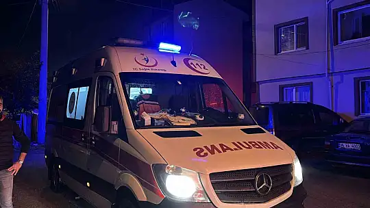 Bolu'da 2 katlı ahşap evde sobadan kaynaklı yangın çıktı: 1 yaralı