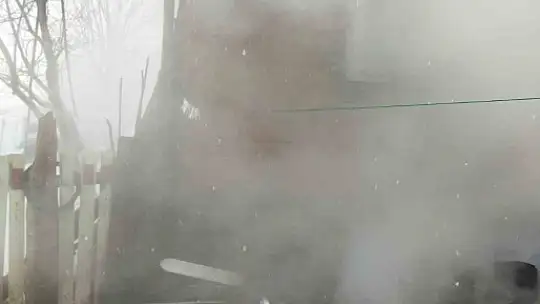 Bolu'da ahşap ev küle döndü