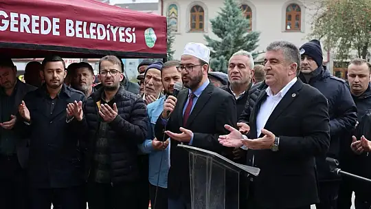 Cami için bağışlanan iki otomobil müzayedede 410 bin liraya satıldı