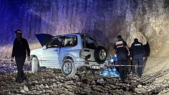 Cip 15 metrelik uçurumdan uçtu: 2 sevgili hayatını kaybetti, 1 yaralı