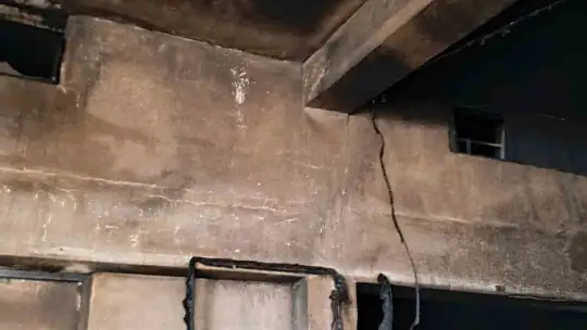 Bolu'da demir doğrama dükkanında yangın çıktı