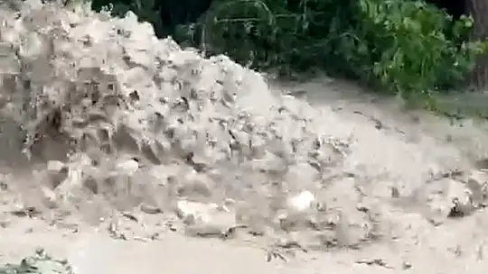 Bolu'da dereler taştı, tarım arazileri sular altında kaldı