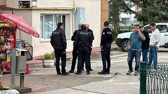 Bolu'da elektrik panosu yangını: 'Dumandan aşağıya inemedik'