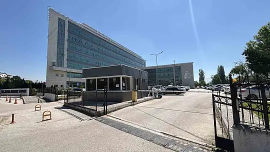Tavuk firmalarına kayyım atandı: 4 gözaltı