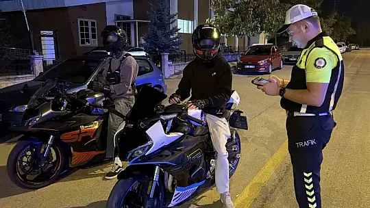 Bolu'da gece denetiminde motosikletlilere hayati uyarı
