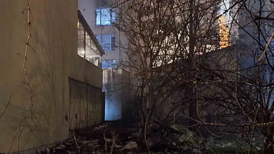 Bolu'da gece saatlerinde korkutan yangın: 2 kişi dumandan etkilendi