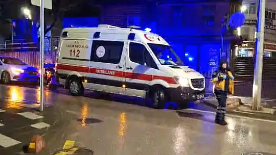 Bolu'da gece saatlerinde korkutan yangın: 2 kişi dumandan etkilendi