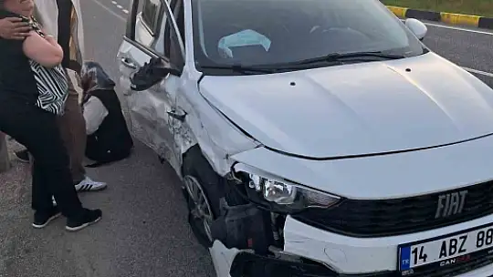 Bolu'da iki otomobil çarpıştı: 2 yaralı