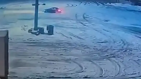 Bolu'da karla kaplı tesiste 'drift' keyfi pahalıya patladı